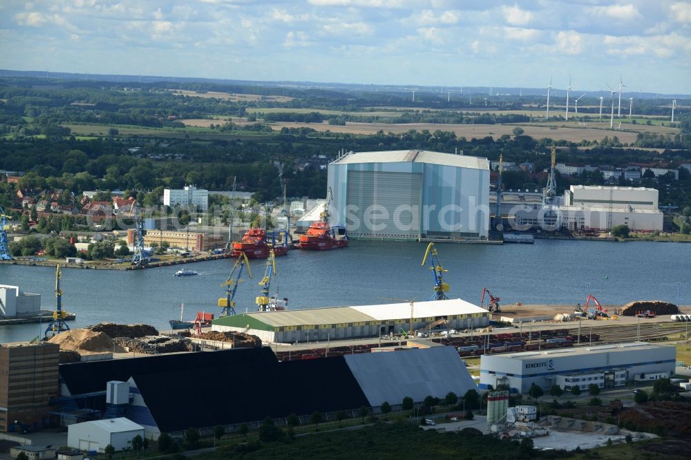 Aerial image Wismar - Bearing surface of the company Nordic Yards Wismar GmbH in the port in Wismar in the state Mecklenburg - Western Pomerania