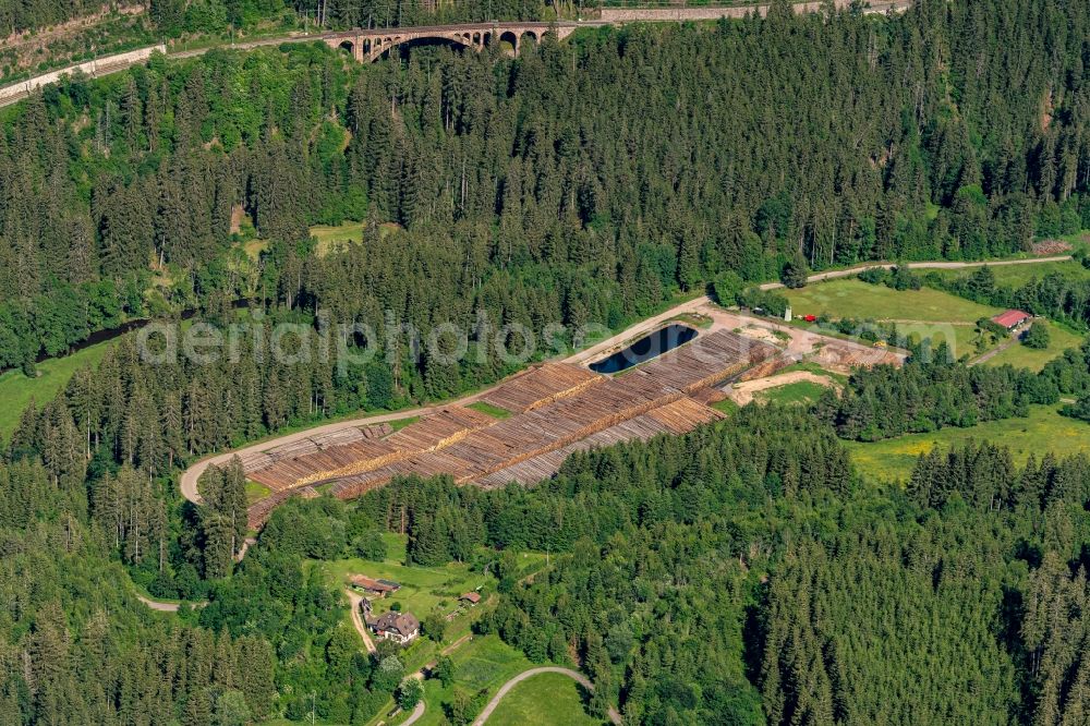 Aerial photograph Lenzkirch - Bearing surface fuer Holz in Wald in the industrial area in Lenzkirch in the state Baden-Wuerttemberg, Germany