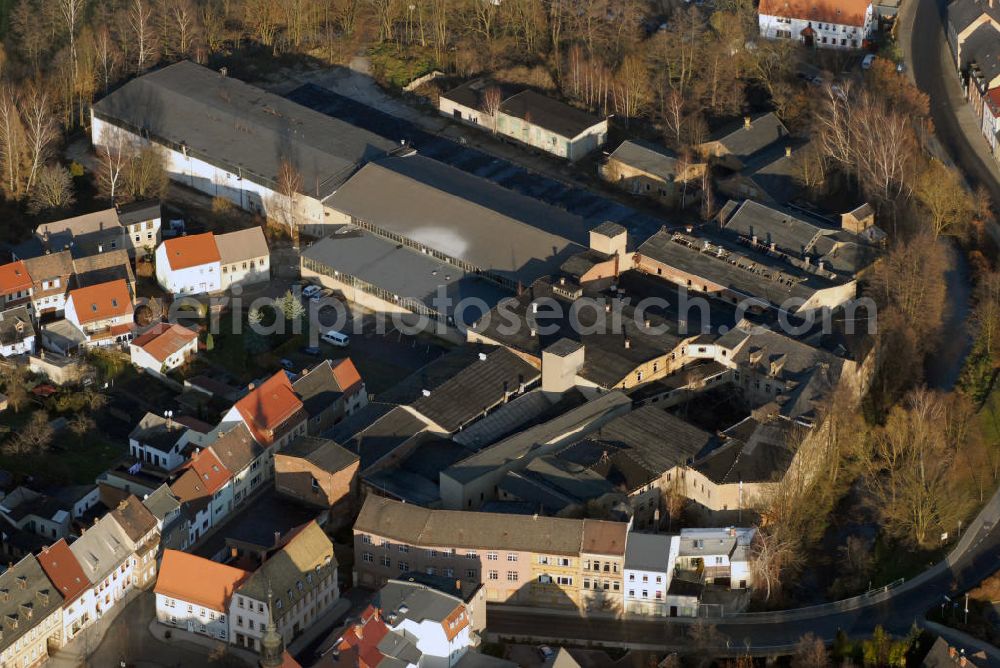 Frohburg from above - Blick auf eine Lagerhalle in Frohburg nahe des Rathauses. Frohburg gehört zum Landkreis Leipzig im Freistaat Sachsen. Kontakt: Stadtverwaltung Frohburg, Markt 13-15 04654 Frohburg, Tel. +49(0)34348 80523, Fax +49(0)34348 80539, Achim Walder: