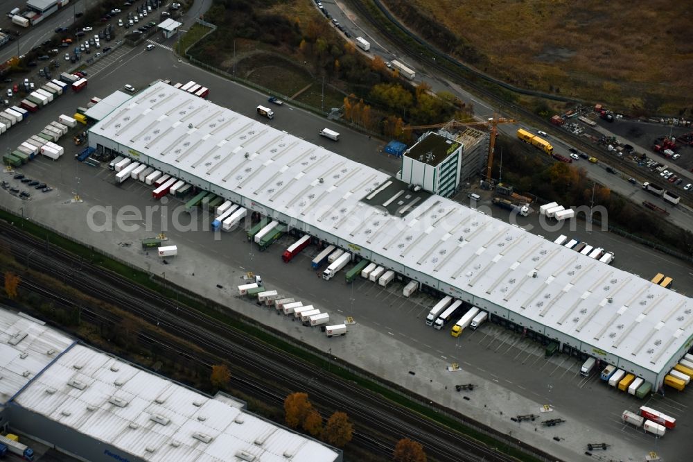 Hamburg from above - Warehouses and forwarding building Bursped an der Halskestrasse in the district Billbrook in Hamburg