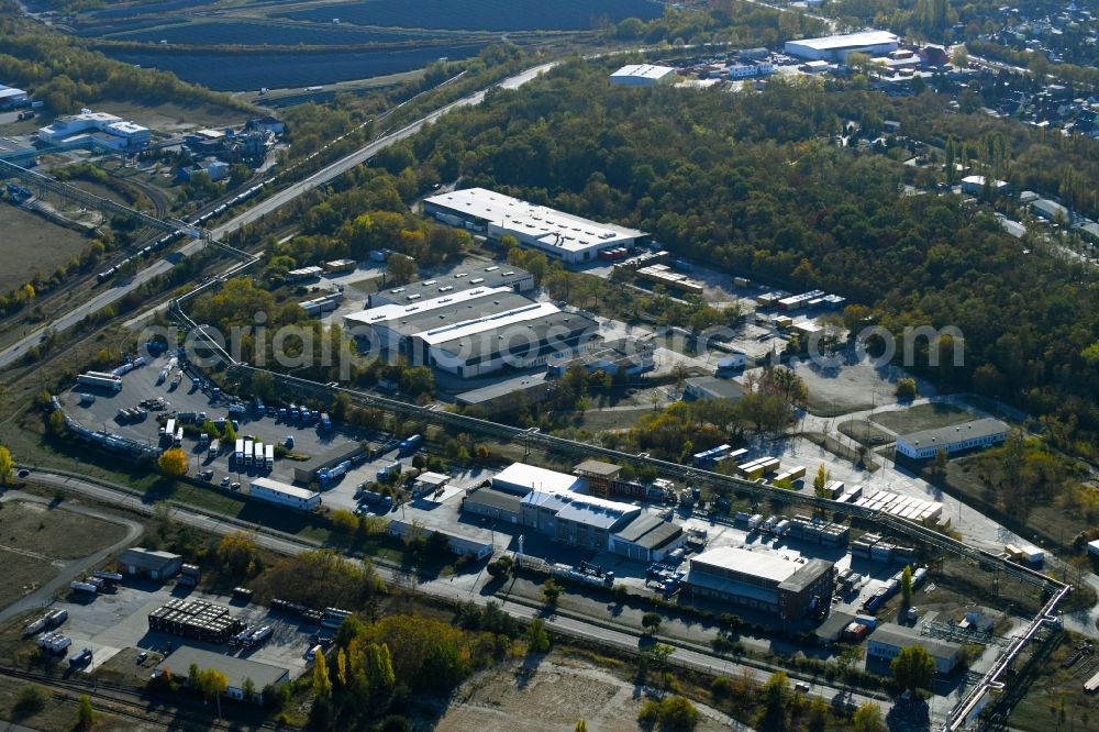 Aerial photograph Bitterfeld-Wolfen - Warehouses and forwarding building on Farbenstrasse in the district Greppin in Bitterfeld-Wolfen in the state Saxony-Anhalt, Germany