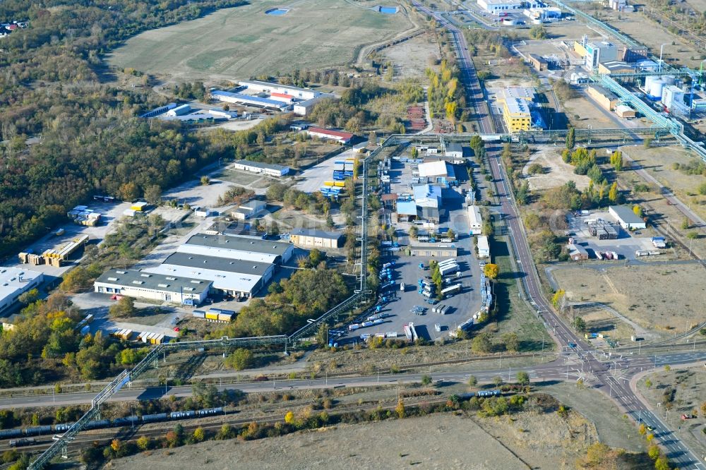 Aerial photograph Bitterfeld-Wolfen - Warehouses and forwarding building on Farbenstrasse in the district Greppin in Bitterfeld-Wolfen in the state Saxony-Anhalt, Germany