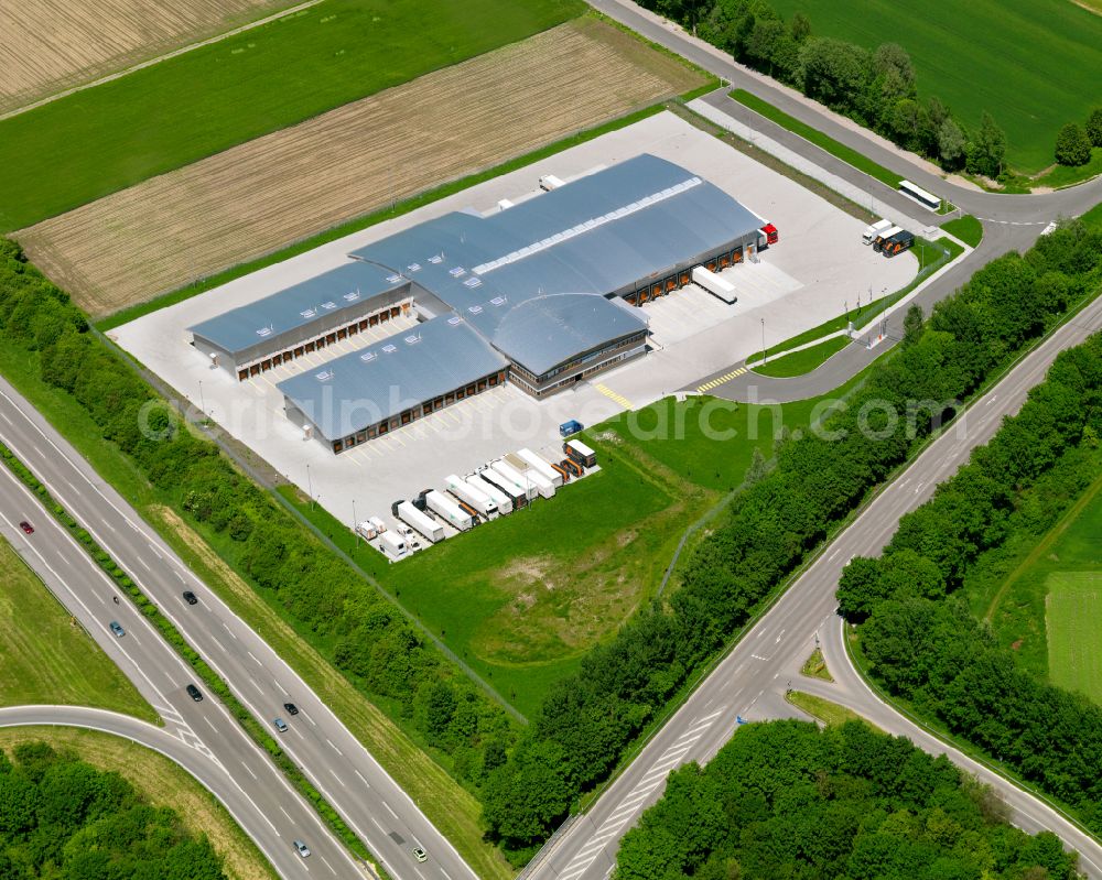 Aerial photograph Dettingen an der Iller - Warehouses and forwarding building of Firma trans-o-flex Express GmbH & Co. KGaA in Dettingen an der Iller in the state Baden-Wuerttemberg, Germany