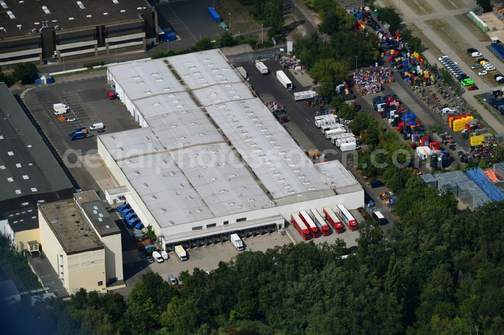 Berlin from above - Warehouses and forwarding building of Getraenke Nordmann GmbH on Wupperstrasse in the district Lichterfelde in Berlin, Germany