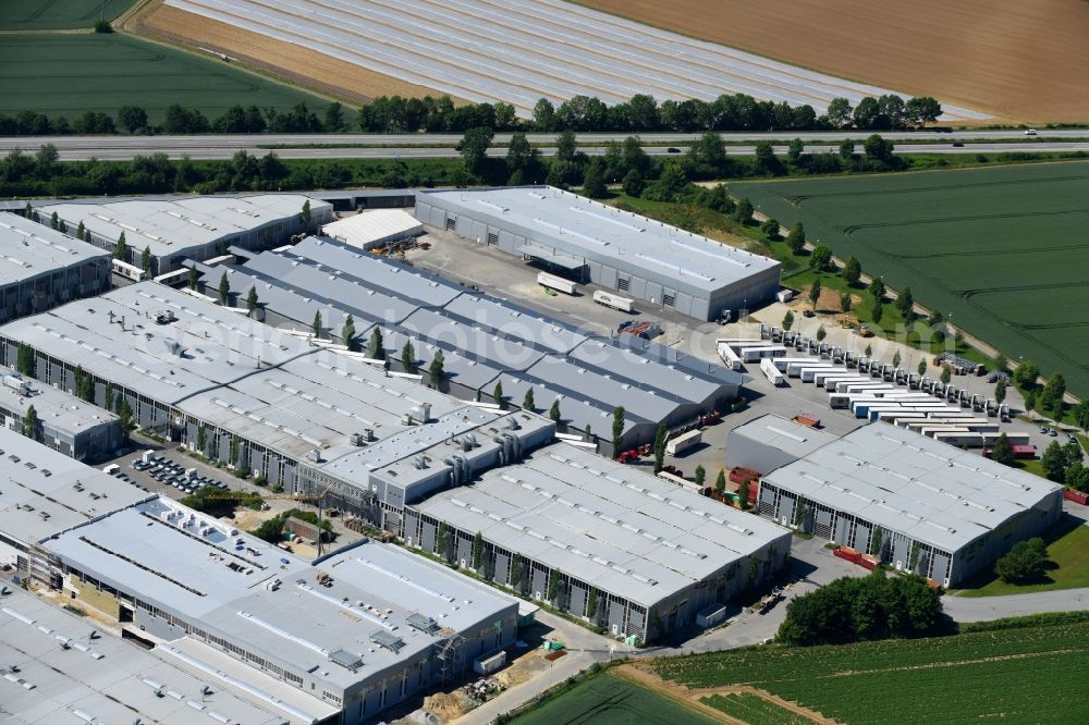 Aerial photograph Plattling - Warehouses and forwarding building of Kermi GmbH in the district Pankofen in Plattling in the state Bavaria, Germany