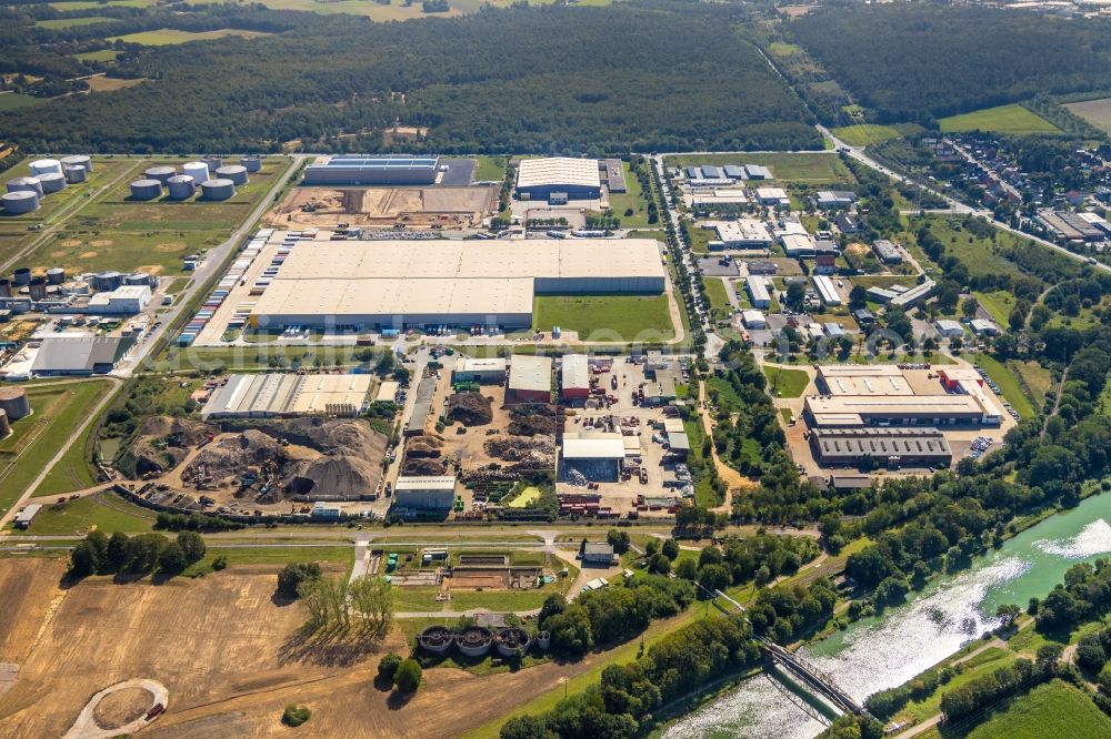 Hünxe from above - Warehouses and forwarding building LGI Logistics Group International GmbH on Werner-Heisenberg-Strasse in Huenxe in the state North Rhine-Westphalia, Germany