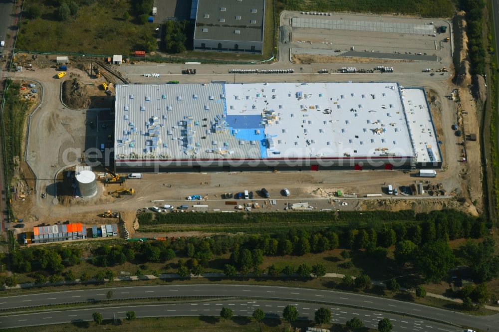 Hoppegarten from the bird's eye view: Construction site for a warehouse and forwarding building Digitalstrasse- Neuer Hoenower Weg on federal street B1 in the district Dahlwitz-Hoppegarten in Hoppegarten in the state Brandenburg, Germany