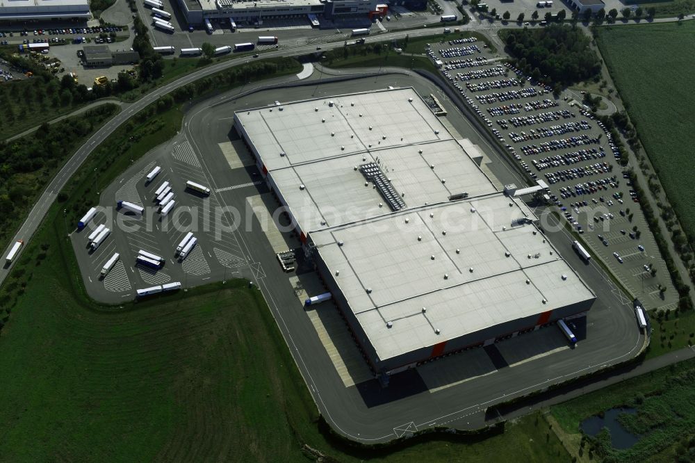 Meineweh from the bird's eye view: Warehouses and forwarding building for fruits ond vegetables in the district Schleinitz in Meineweh in the state Saxony-Anhalt, Germany