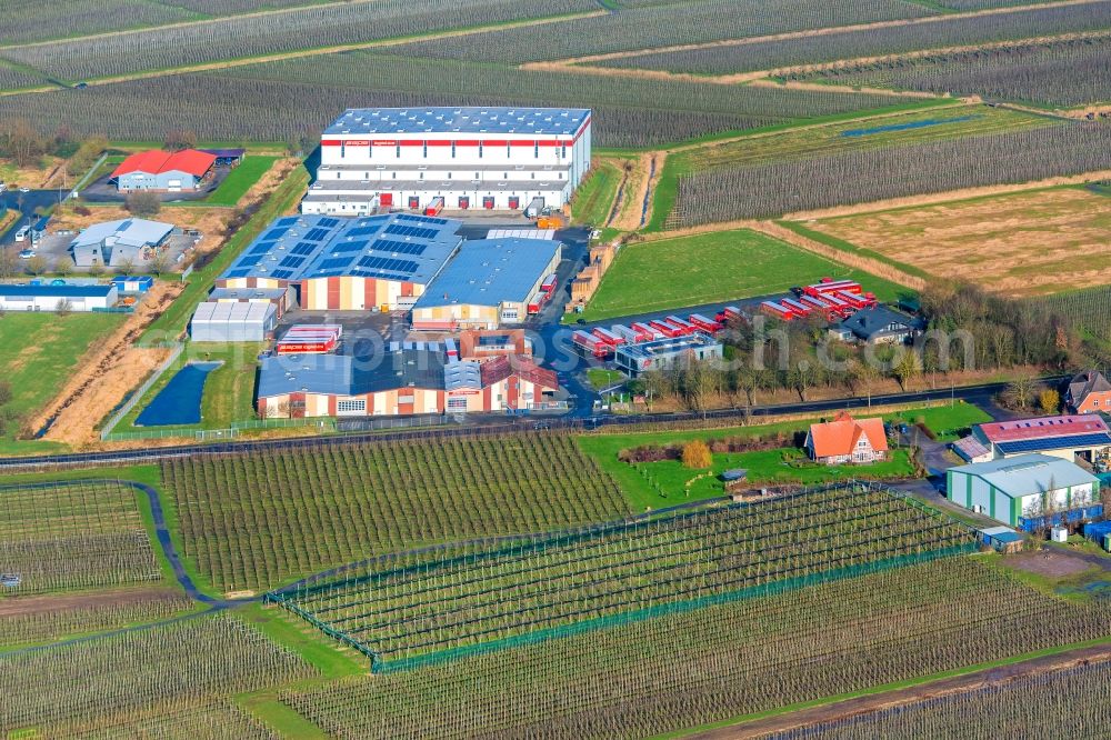 Aerial photograph Hollern-Twielenfleth - Warehouses and forwarding building Pape Logistics in Hollern-Twielenfleth in the state Lower Saxony, Germany