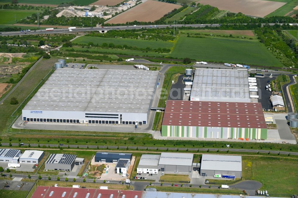 Aerial photograph Bingen am Rhein - Warehouses and forwarding building of Rhenus AG & Co.KG on Albert-Schweitzer-Strasse in Bingen am Rhein in the state Rhineland-Palatinate, Germany