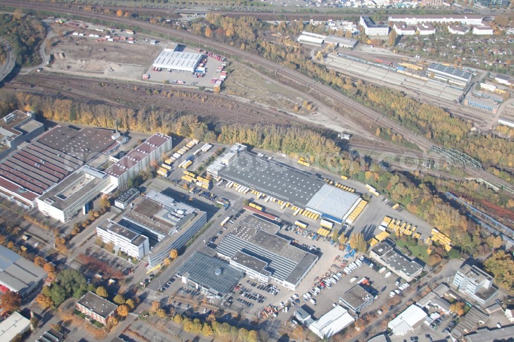 Karlsruhe from the bird's eye view: Warehouses and forwarding building SWS-Speditions-GmbH, Otto-street in the district Durlach in Karlsruhe in the state Baden-Wuerttemberg