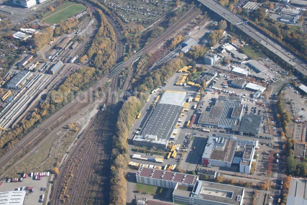 Aerial photograph Karlsruhe - Warehouses and forwarding building SWS-Speditions-GmbH, Otto-street in the district Durlach in Karlsruhe in the state Baden-Wuerttemberg