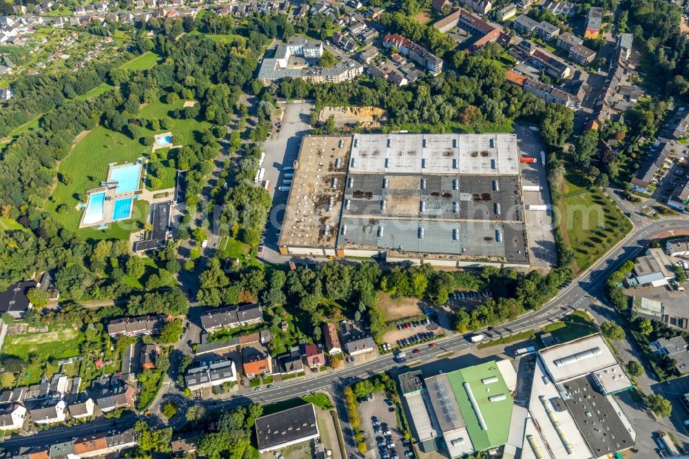 Bochum from the bird's eye view: Warehouse complex building of the Brockhoff and Partner Immobilien GmbH in the district of Wattenscheid in Bochum in the federal state North Rhine-Westphalia, Germany