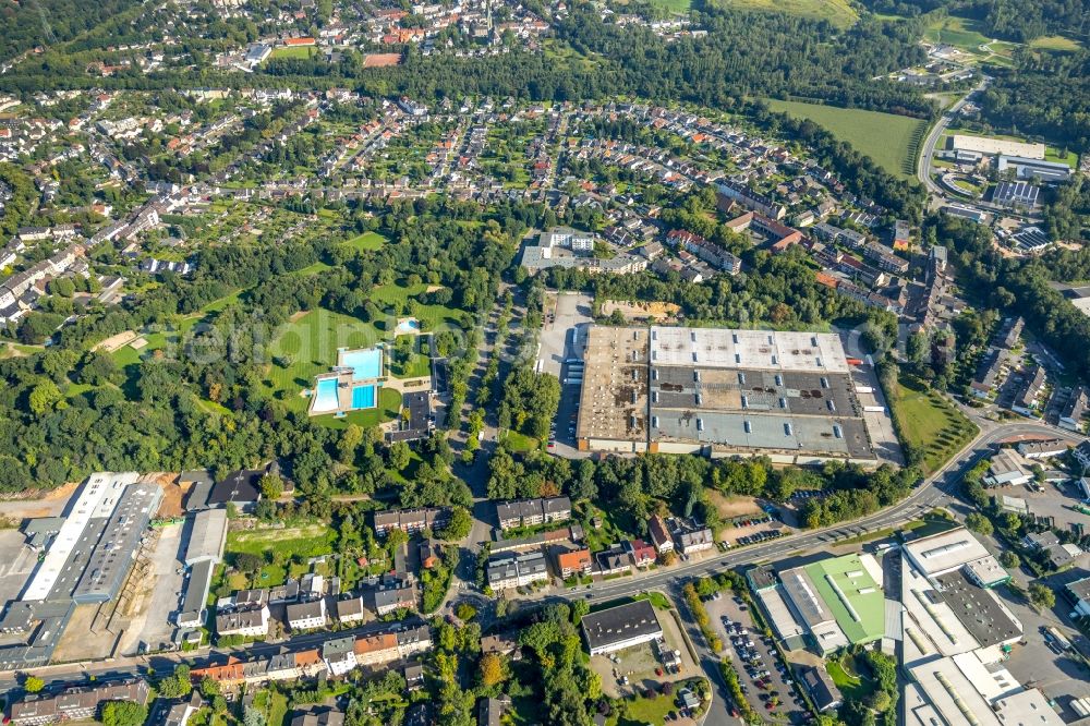 Aerial photograph Bochum - Warehouse complex building of the Brockhoff and Partner Immobilien GmbH in the district of Wattenscheid in Bochum in the federal state North Rhine-Westphalia, Germany