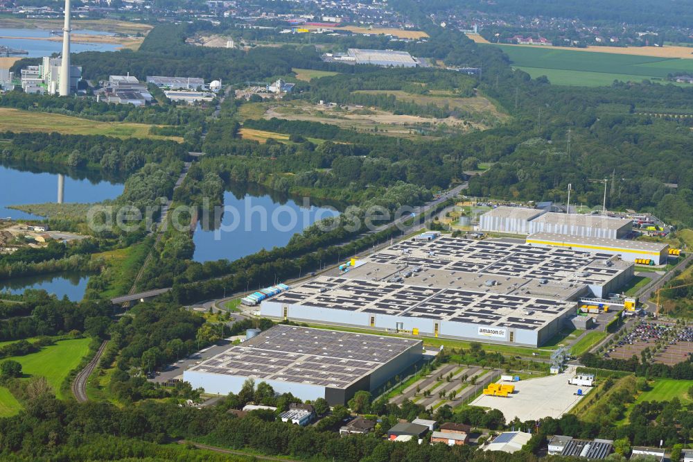 Aerial photograph Rheinberg - Warehouse complex-building in the industrial area Amazon DUS2 on street Amazonstrasse in the district Winterswick in Rheinberg in the state North Rhine-Westphalia, Germany