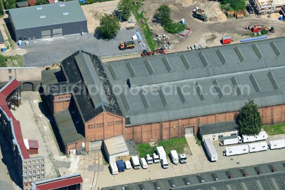 Potsdam from above - Warehouse complex-building in the industrial area of Autoagentur Potsdam in the district Babelsberg in Potsdam in the state Brandenburg, Germany