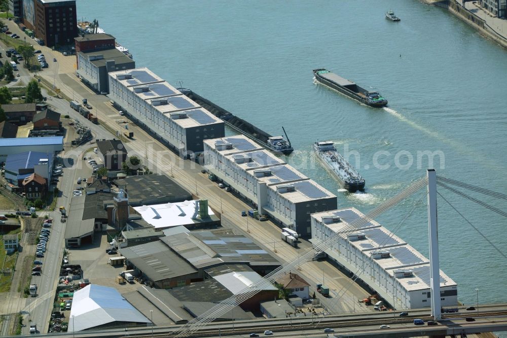 Aerial image Ludwigshafen am Rhein - Warehouse complex-building in the industrial area rhine river in Ludwigshafen am Rhein in the state Rhineland-Palatinate