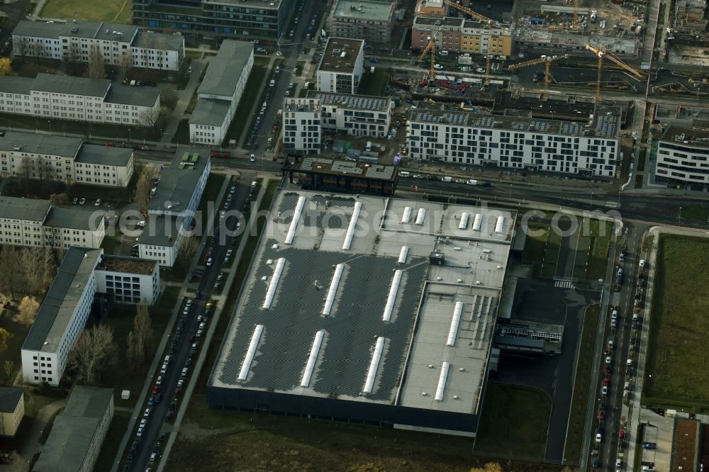 Berlin from the bird's eye view: Warehouse complex-building in the industrial area on Gross-Berliner Damm in Berlin in Germany