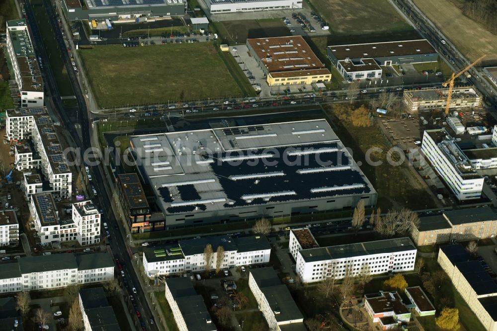 Berlin from the bird's eye view: Warehouse complex-building in the industrial area on Gross-Berliner Damm in Berlin in Germany