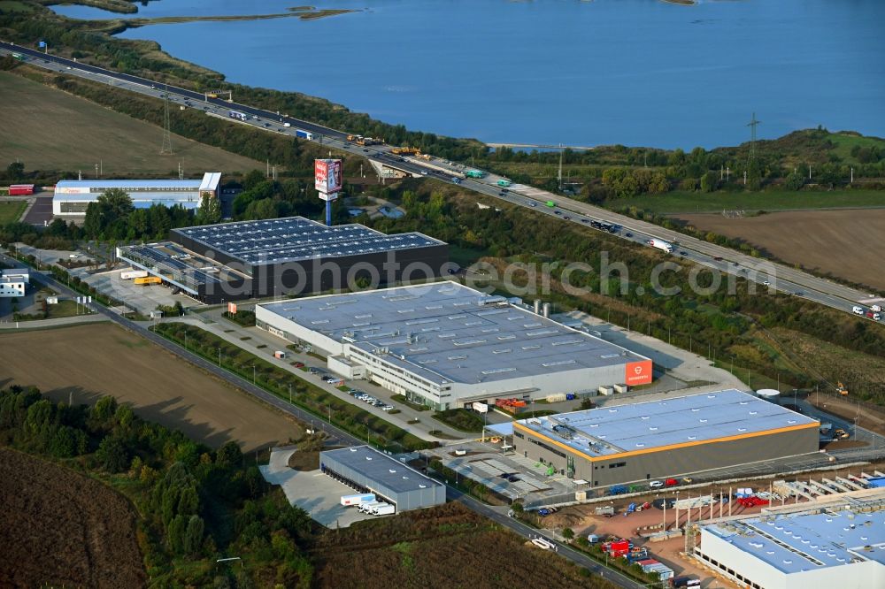 Magdeburg from above - Warehouse complex-building in the industrial area on Stegelitzer Strasse in the district Gewerbegebiet Nord in Magdeburg in the state Saxony-Anhalt, Germany