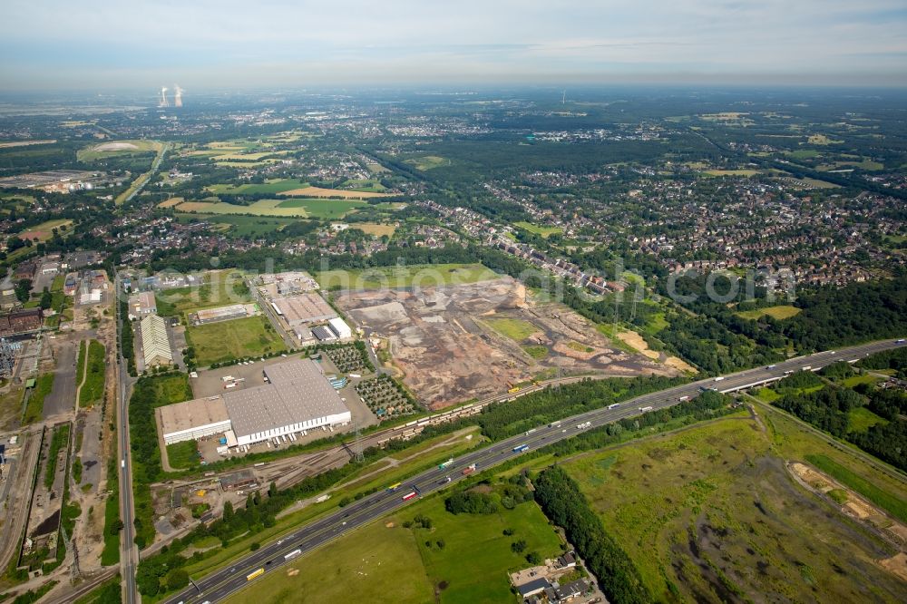 Aerial photograph Oberhausen - Warehouse complex-building of Lekkerland GmbH & Co. KG Branch Oberhausen at the BAB3 in Oberhausen in North Rhine-Westphalia