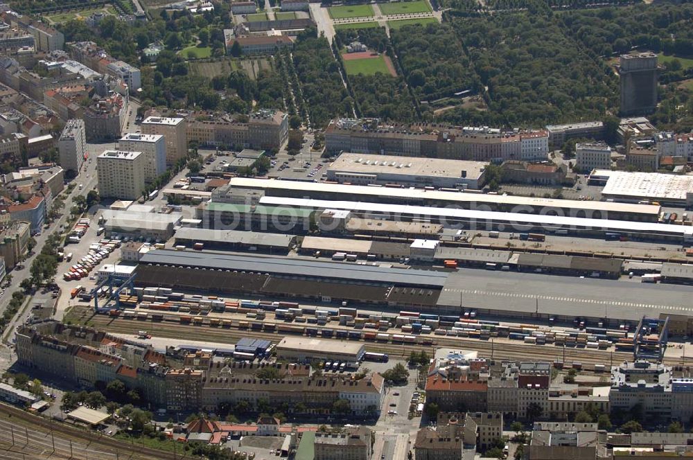 Aerial image Wien - Blick auf Lagerhäuser / Speditionsfläche in Wien an der Nordwestbahnstraße. Im Hintergrund ist der Flakturm am Augarten zu sehen.