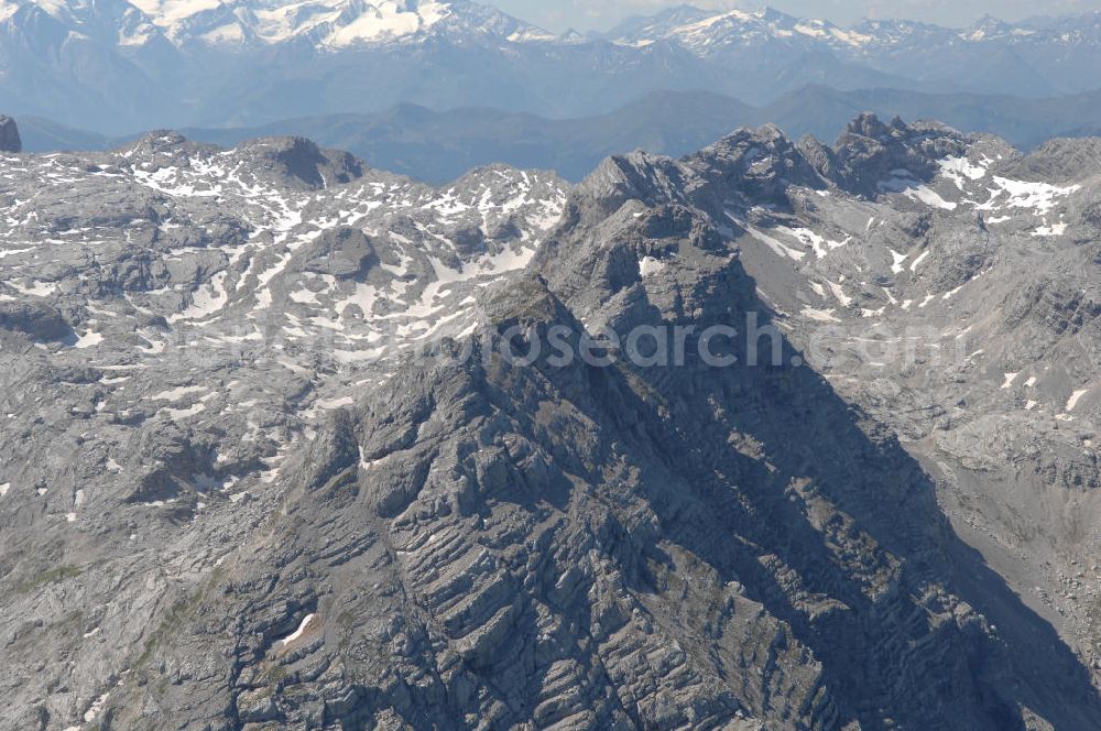 Aerial photograph Weißbach bei Lofen - Alpenmassiv Lahnerhorn in der Nähe von Weissbach und im Nationalpark Berchtesgaden.