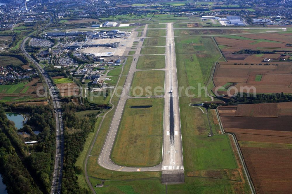 Aerial image Basel - Runway and runway at the airport of Euro Airport Basel-Mulhouse-Freiburg, Basel, Switzerland