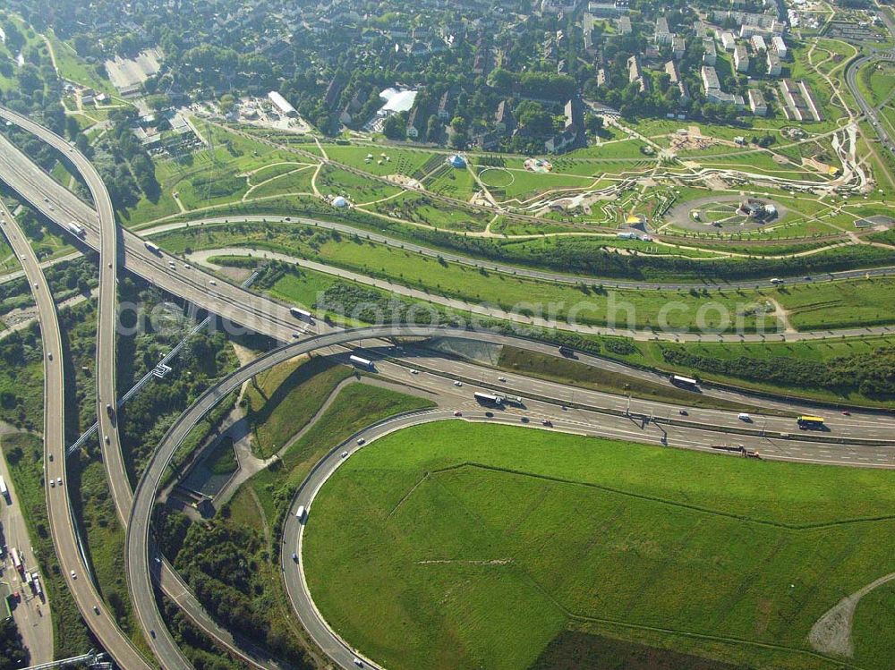 Aerial photograph Leverkusen (NRW) - 29.08.2005 Leverkusen (NRW) Blick auf das Gelände des Landesgartenschau 2005 in Leverkusen Landesgartenschau Leverkusen 2005 gGmbH , Nobelstraße 91, 51373 Leverkusen, Telefon: 0214/ 406-6767, Fax: 0214/ 406-6702, info@lgs-lev.de,