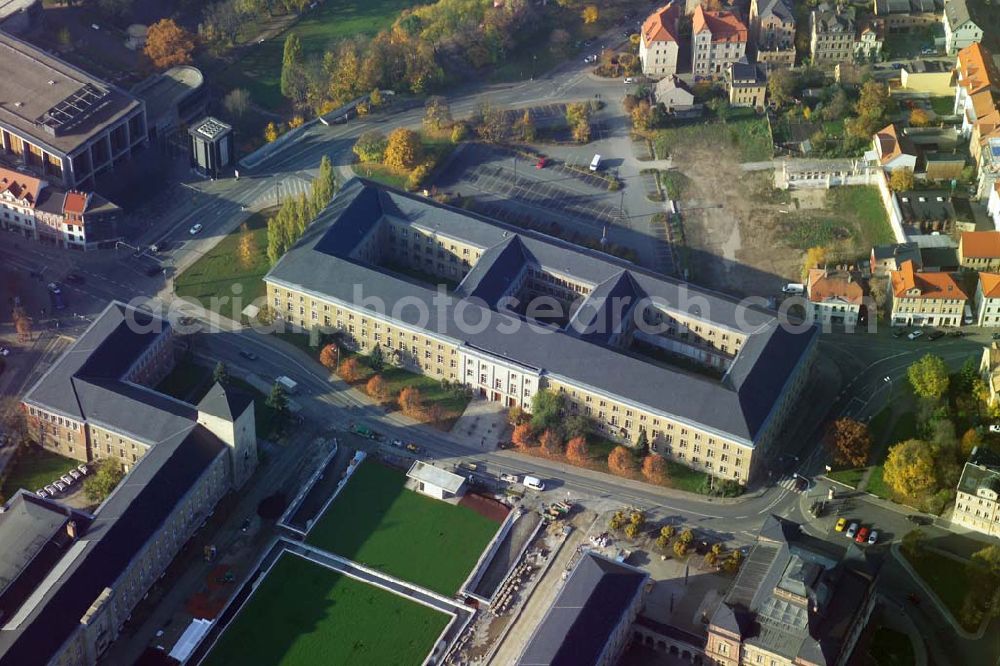 Aerial image Weimar - : Blick auf das Weimarer Atrium, das neue Einkaufszentrum. Der grüne Platz davor ist der Weimarplatz und das obere Gebäude ist das Landesverwaltungsamt