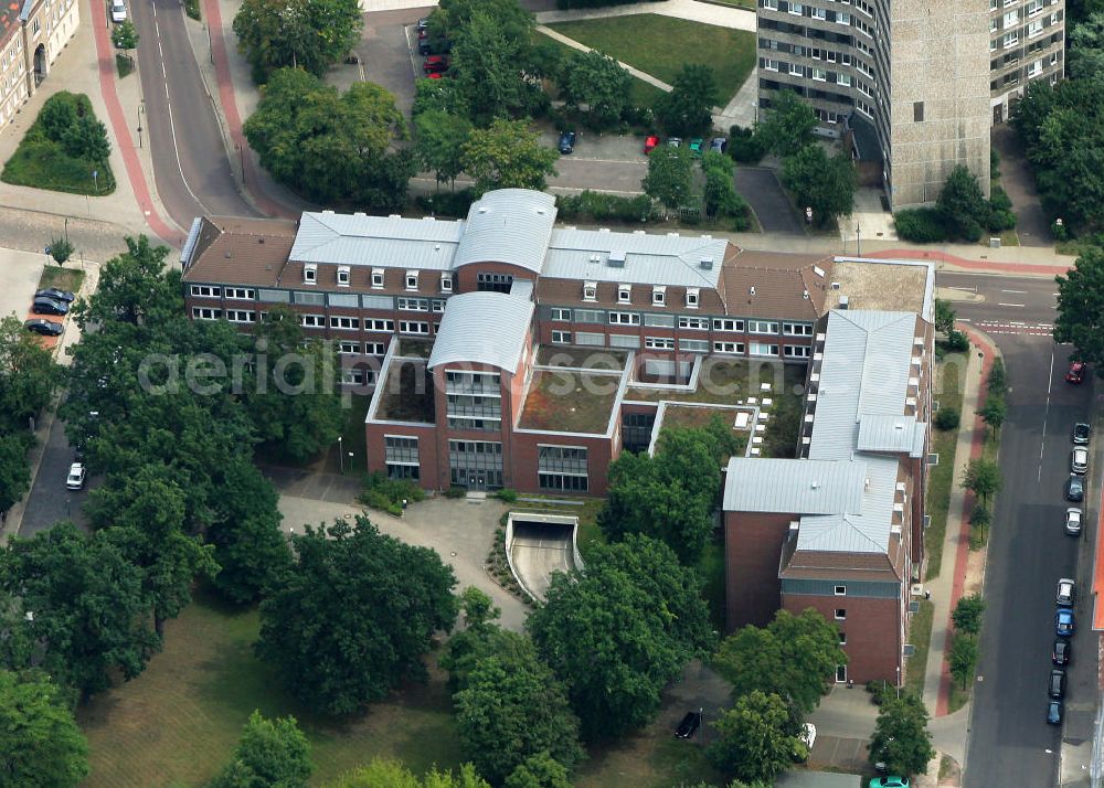 Aerial photograph Dessau - Roßlau - Blick auf den Neubau des Landgericht Dessau-Roßlau an der Willy-Lohmann-Strasse 29 in Dessau. View of the new building of the District Court of Dessau-Roßlau.