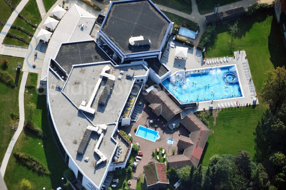 Aerial photograph Bad Nenndorf - Die Landgrafentherme in Bad Nenndorf in Niedersachsen. The Landgrafen-Therme in Bad Nenndorf in Lower Saxony.