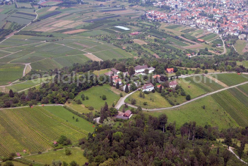 Aerial photograph Weinstadt-Beutelsbach - Blick auf das Landgut Burg in Weinstadt-Beutelsbach. Das Landgut Burg ist ein Hotelkomplex im Rems-Murr-Kreis, ca. 80 Zimmer für Seminare und Erholung stehen bereit. Kontakt: Landgut Burg, 71384 Weinstadt-Beutelsbach, Tel.: 07151-99330,