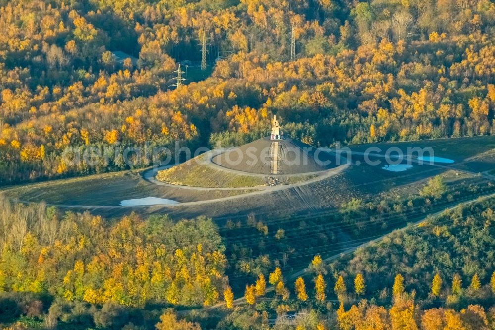 Gelsenkirchen from the bird's eye view: Landmark Himmelstreppe the artist Herman Prigann on a former slag heap in Gelsenkirchen in North Rhine-Westphalia