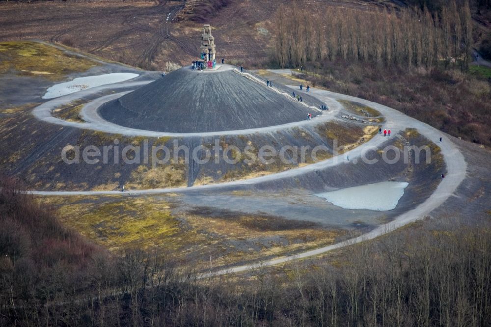 Gelsenkirchen from the bird's eye view: Landmark Himmelstreppe the artist Herman Prigann on a former slag heap in Gelsenkirchen in North Rhine-Westphalia