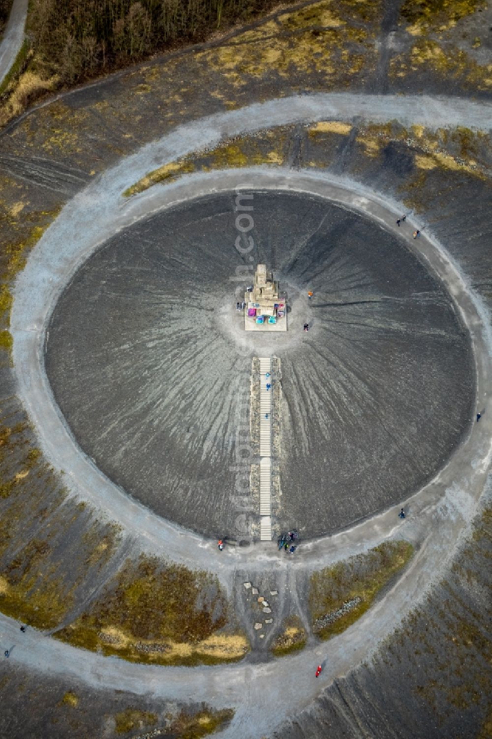 Aerial photograph Gelsenkirchen - Landmark Himmelstreppe the artist Herman Prigann on a former slag heap in Gelsenkirchen in North Rhine-Westphalia