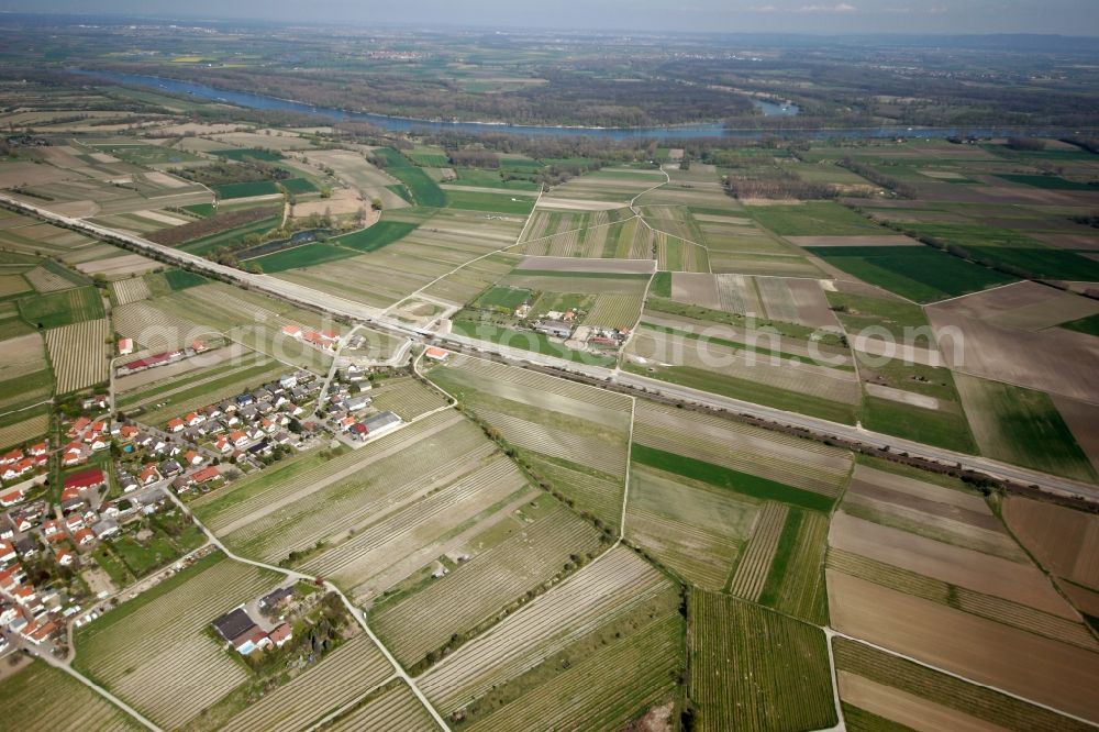 Ludwigshöhe from the bird's eye view: Landscape with different fields and arable land along the Bundesstrasse B 9 with access to municipality Ludwigshoehe in Rhineland-Palatinate