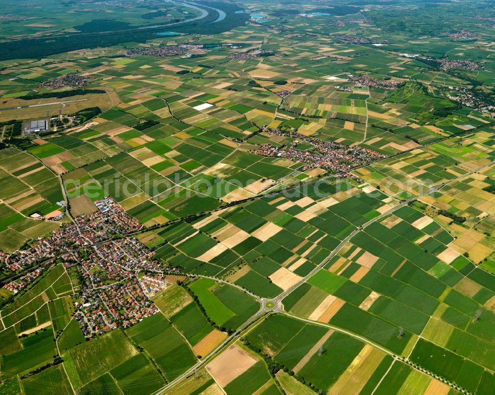 Heitersheim from the bird's eye view: Landscape of fields of agriculture near Heitersheim in the state of Baden-Württemberg