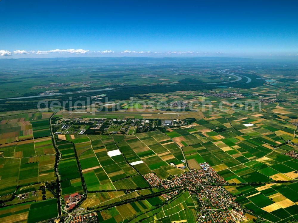 Aerial image Heitersheim - Landscape of fields of agriculture near Heitersheim in the state of Baden-Württemberg