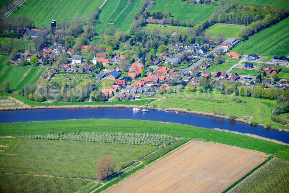 Aerial photograph Großenwörden - Landscape in Grossenwoerden in the state Lower Saxony, Germany