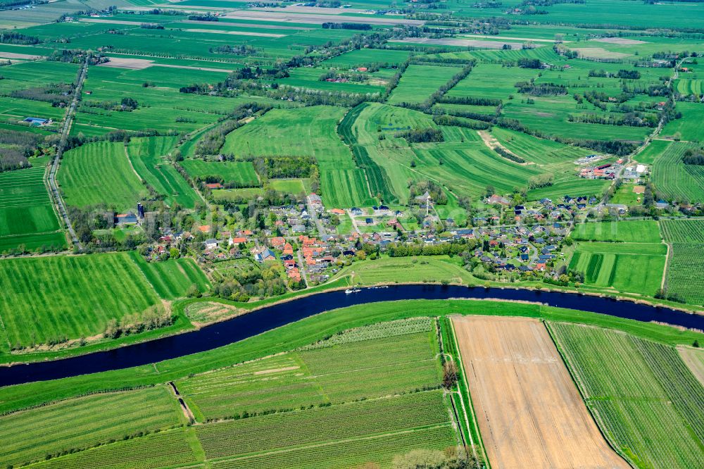 Aerial image Großenwörden - Landscape in Grossenwoerden in the state Lower Saxony, Germany