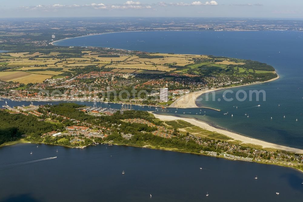 Aerial image Lübeck OT Travemünde - Landscape of the Baltic Sea port of Lübeck - Travemünde at the mouth of the river Trave in Lübeck Bay in the state of Schleswig-Holstein