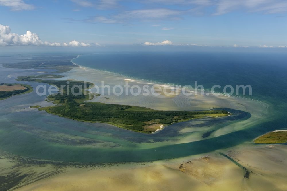 Ummanz from the bird's eye view: Landscape of the Baltic Sea coast of the island at Hiddensee near Ummanz in Mecklenburg-Western Pomerania