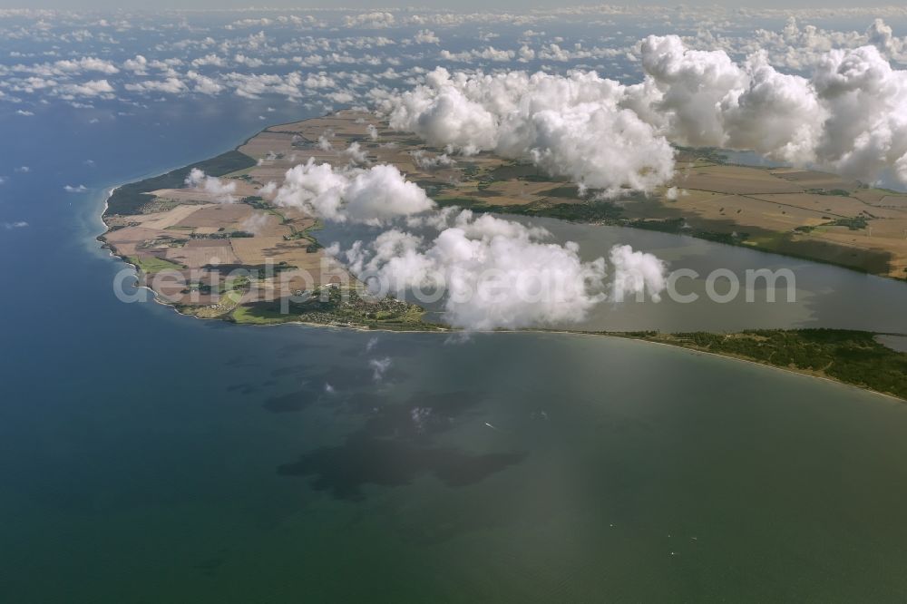 Dranske from the bird's eye view: Landscape of the Baltic coast between Dranske Wittow and on the island of Rügen in Mecklenburg-Western Pomerania