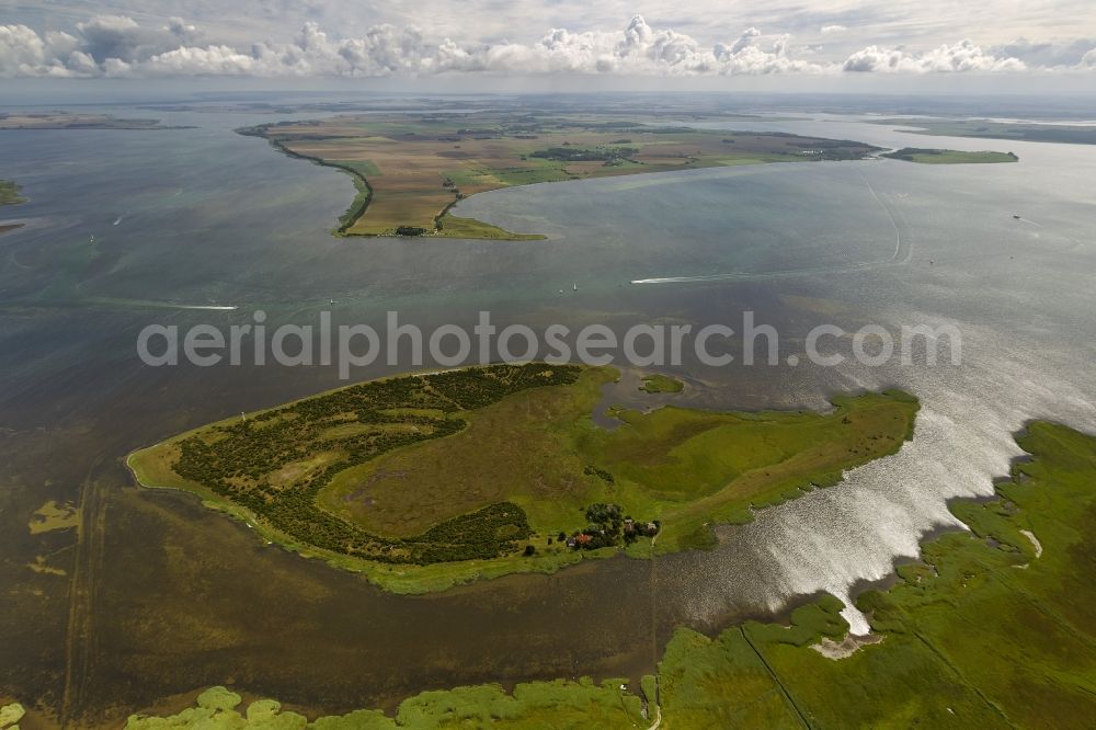 Neuendorf auf Hiddensee from the bird's eye view: Landscape of the Baltic Sea between the Fährinsel Baek and Hiddensee at Neuendorf in Mecklenburg-Western Pomerania