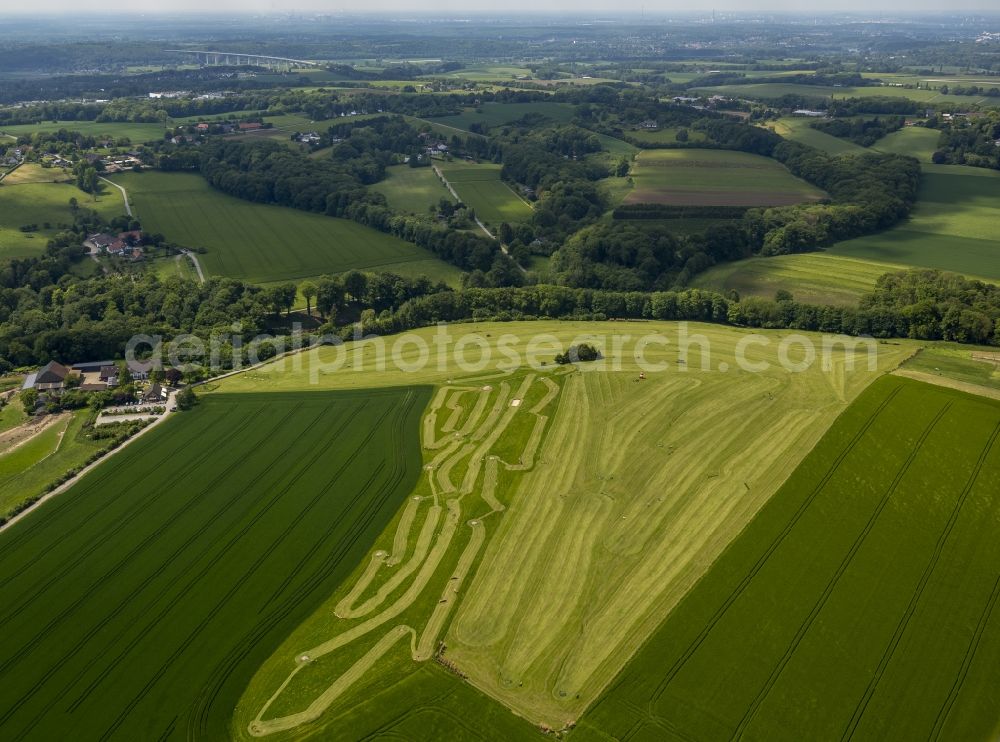 Aerial image Essen - Landscape at Swin-Golf Course Rutherhof in Ruthertal of Kettwig district in Essen in North Rhine-Westphalia