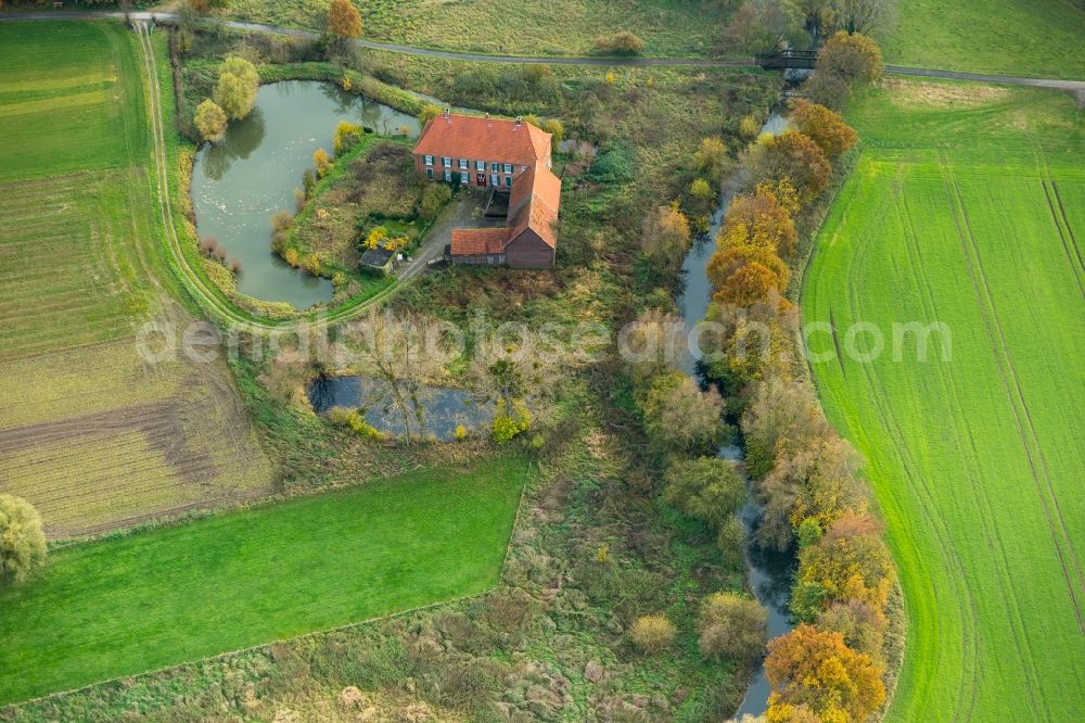 Süddinker from above - Landscape on the banks of the river-course Ahse at Süddinker in North Rhine-Westphalia