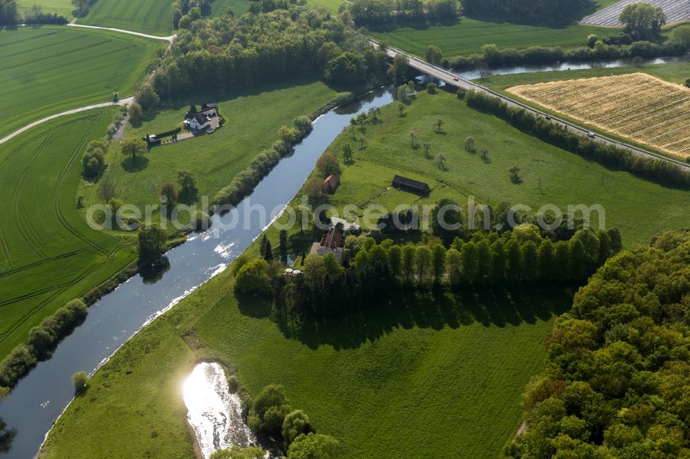 Aerial photograph Olfen - Landscape of meadows and fields at the Hotel-Restaurant Zur Rauschenburg at Olfen in the state of North Rhine-Westphalia