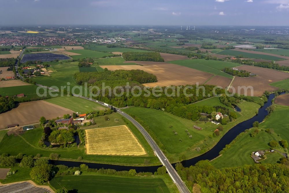 Aerial image Olfen - Landscape of meadows and fields of Lippeauen on the lip at Olfen in North Rhine-Westphalia