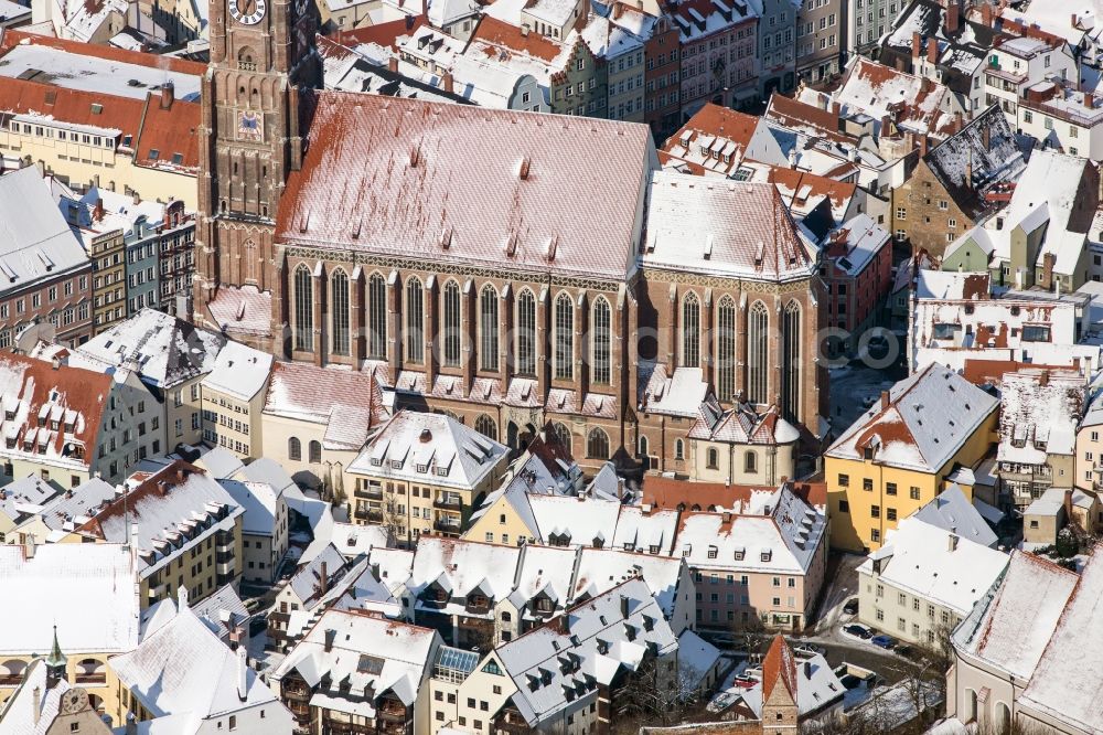 Aerial image Landshut - View of the steeple of the church of St. Martin in Landshut in Bavaria